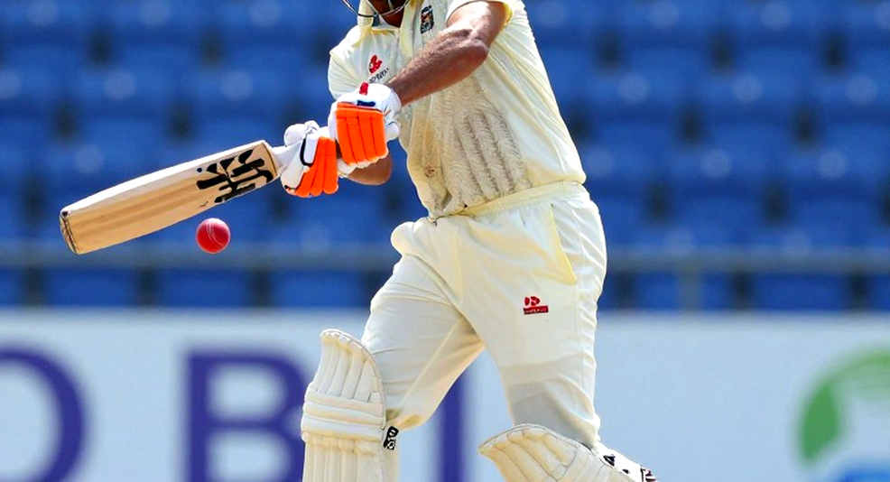 Usman Khawaja's career-long health disclosure: the condition is unnamed, so every conclusion needs a band
